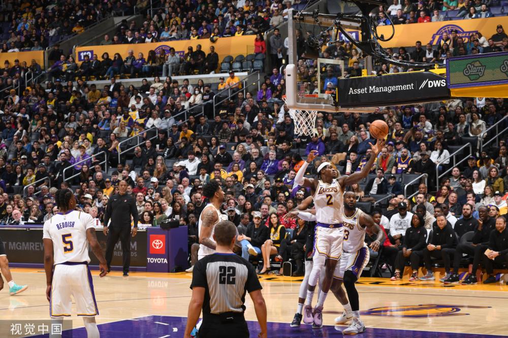 前者在边路 前者在边路